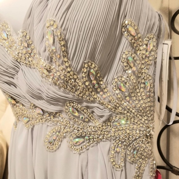 DAVE & JOHNNY SILVER GRAY GOWN SZ 7/8 - Picture 5 of 15